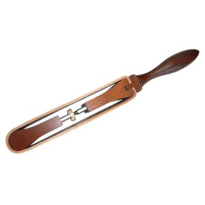 Choosing the Right Leather Strop for Your Straight Razor